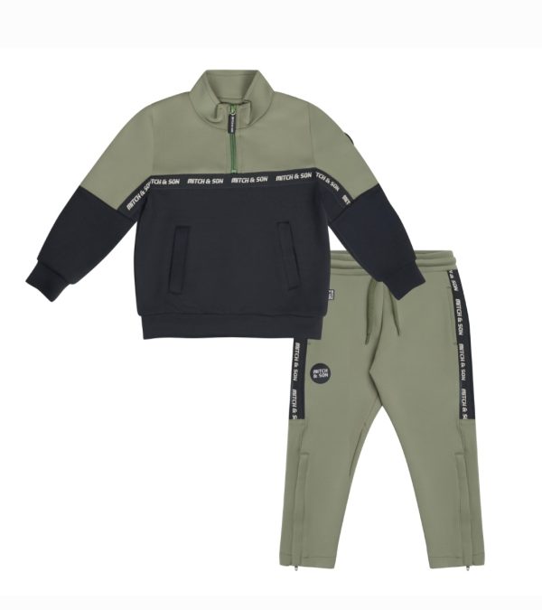 Mitch & Son Calos Half Zip Tracksuit with Zip Detail - Image 2