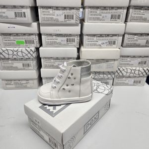 Pex Lexi White & Silver Patent Shoe Size 18/2 or 22/5