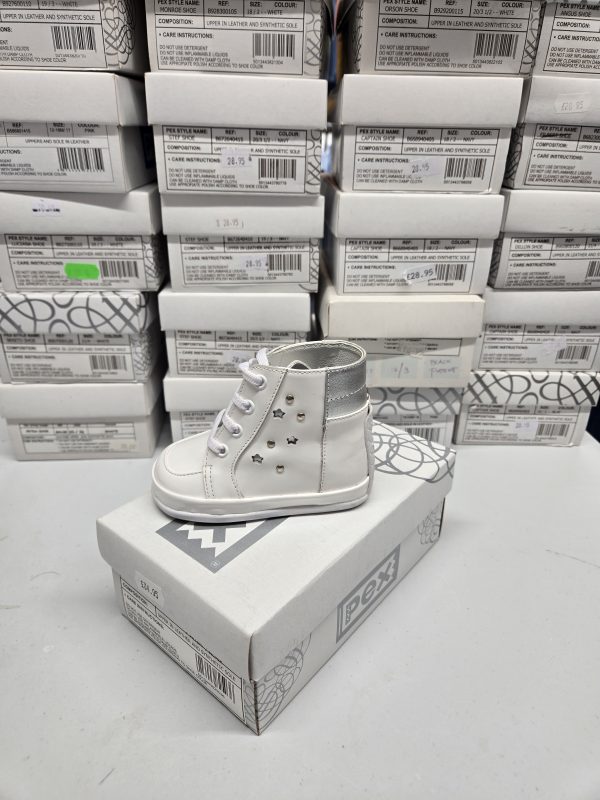 Pex Lexi White & Silver Patent Shoe Size 18/2 or 22/5