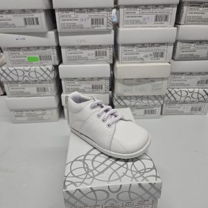 Pex Orson White Leather Boot Sizes 18/2, 19/3 or 20/3.5