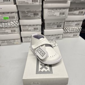 Pex Carter White Leather Shoe Size 18/2